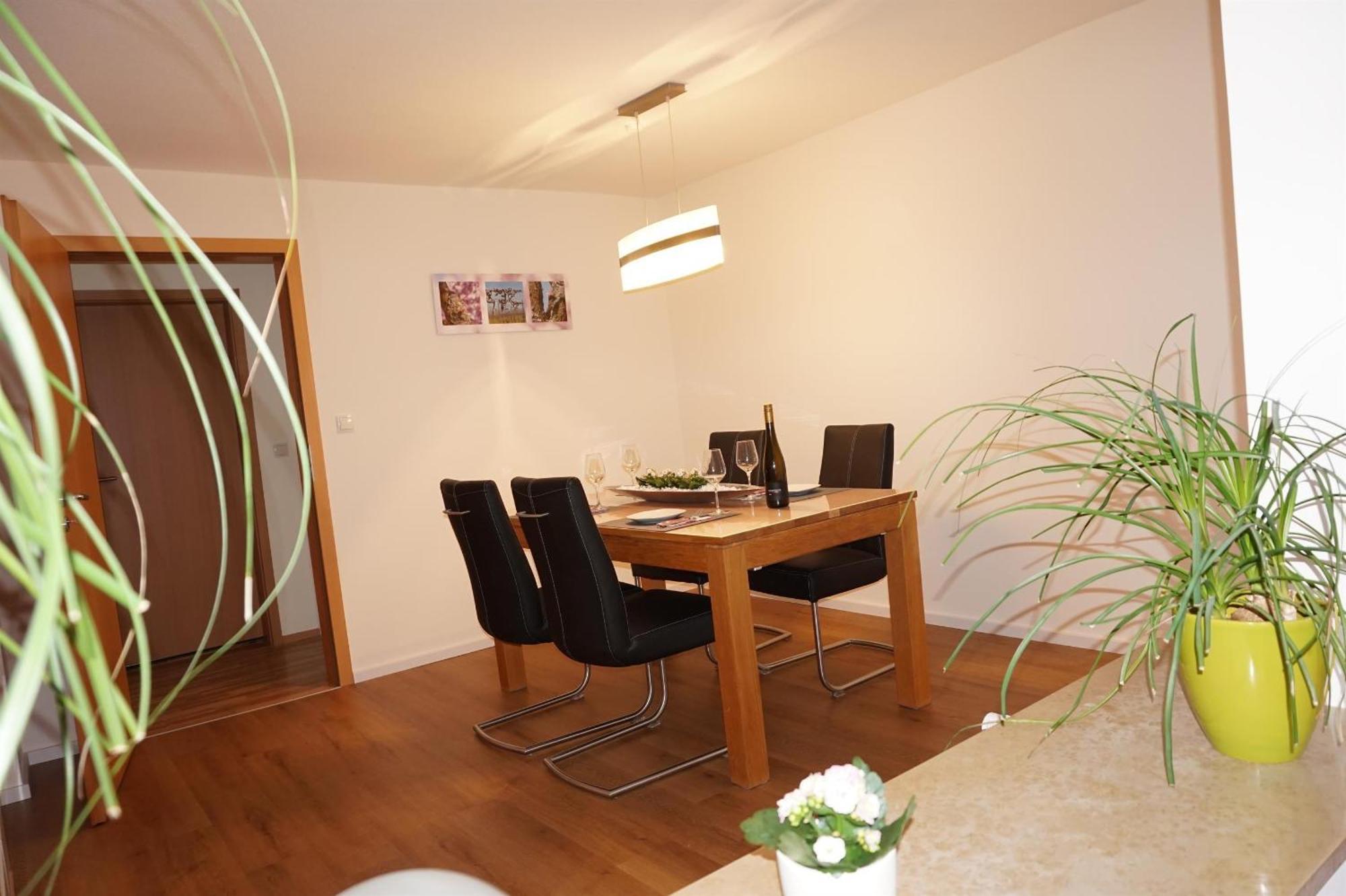 Stahler'S "Auszeit An Der Weinstrasse" Apartment Landau in der Pfalz Luaran gambar